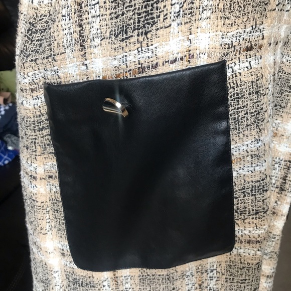 Vneck Tweed like Sheath Dress - Picture 5 of 6